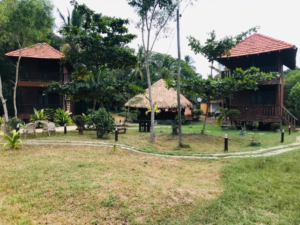 Eco Cabanas Marakolliya Tangalle Exterior photo